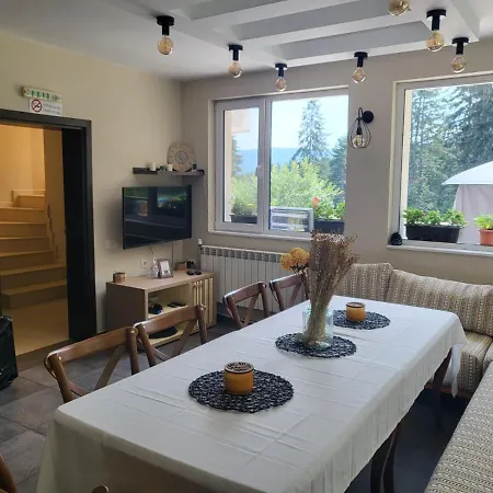 Villa донука Panichishte