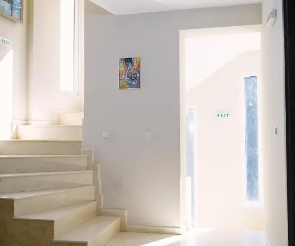 донука Villa Panichishte